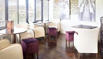 Abberley Court 3* 탈라트