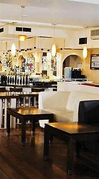 Abberley Court Otel 3*